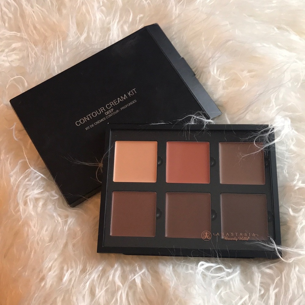 BRAND NEW Anastasia contour cream kit DEEP